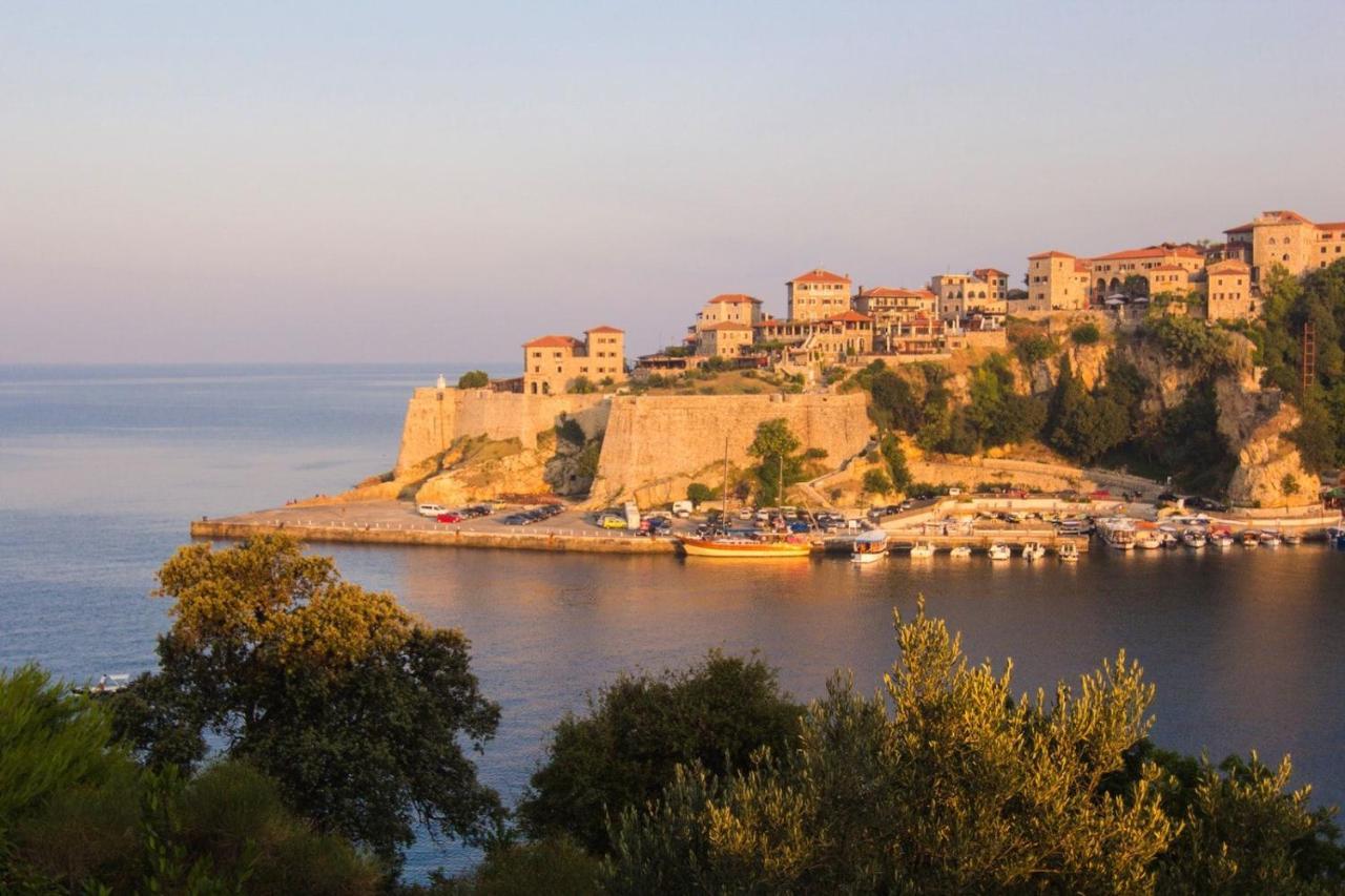 Apartmani Andrijana Улцинь Экстерьер фото