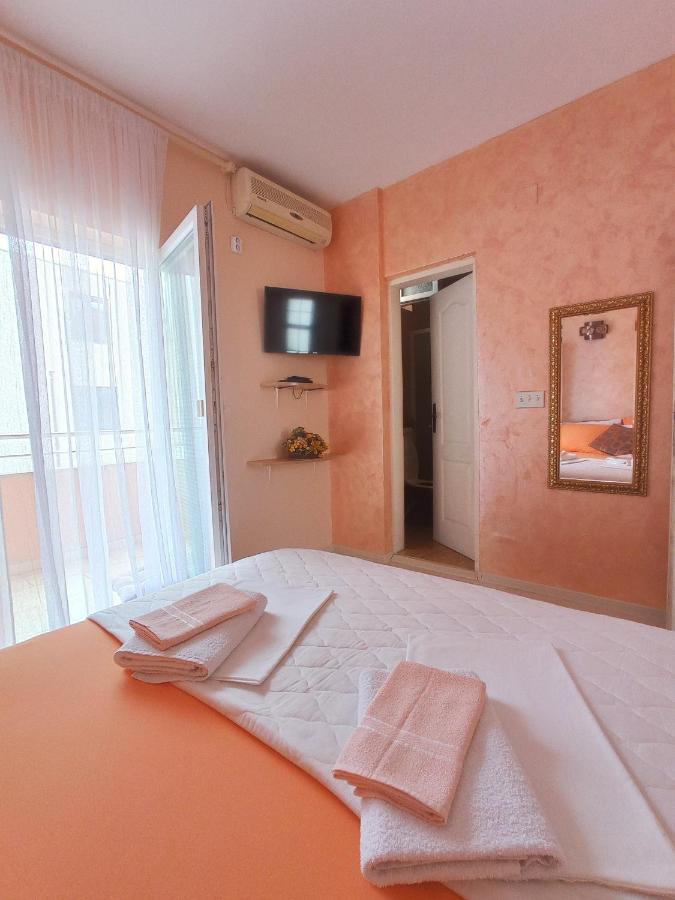 Apartmani Andrijana Улцинь Экстерьер фото